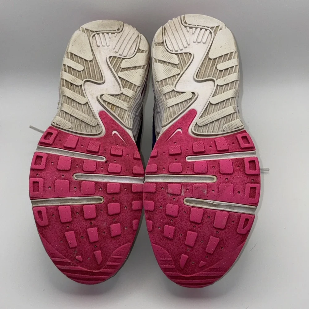 Women's Nike Air Max DD2955-100 White Running Sneakers Size Women's 6
